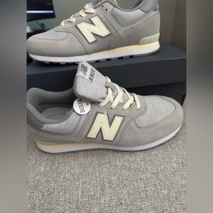 NWT- New Balance Gray Sneakers Youth Size 7